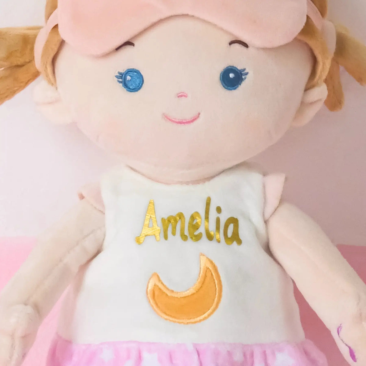 Personalized Day & Night Talking Sophie With Extra Outfit