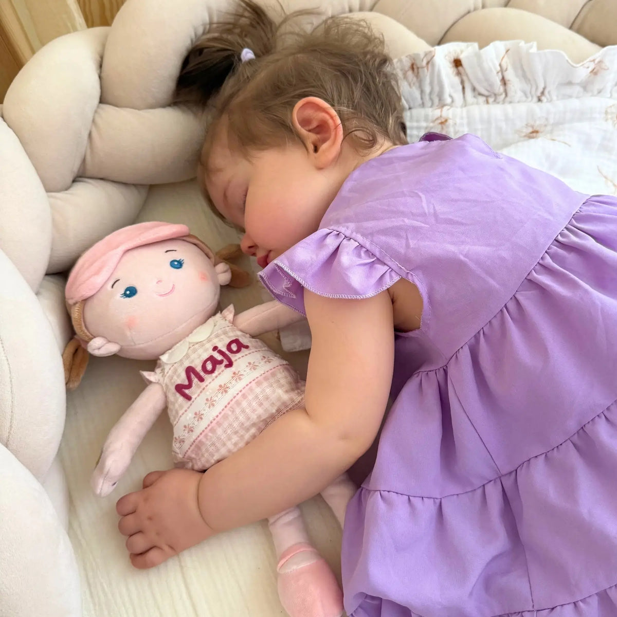 Personalized Day & Night Talking Sophie With Extra Outfit
