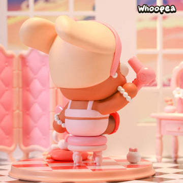 CRYBABY The Dressing Room Figurine