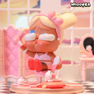 CRYBABY The Dressing Room Figurine